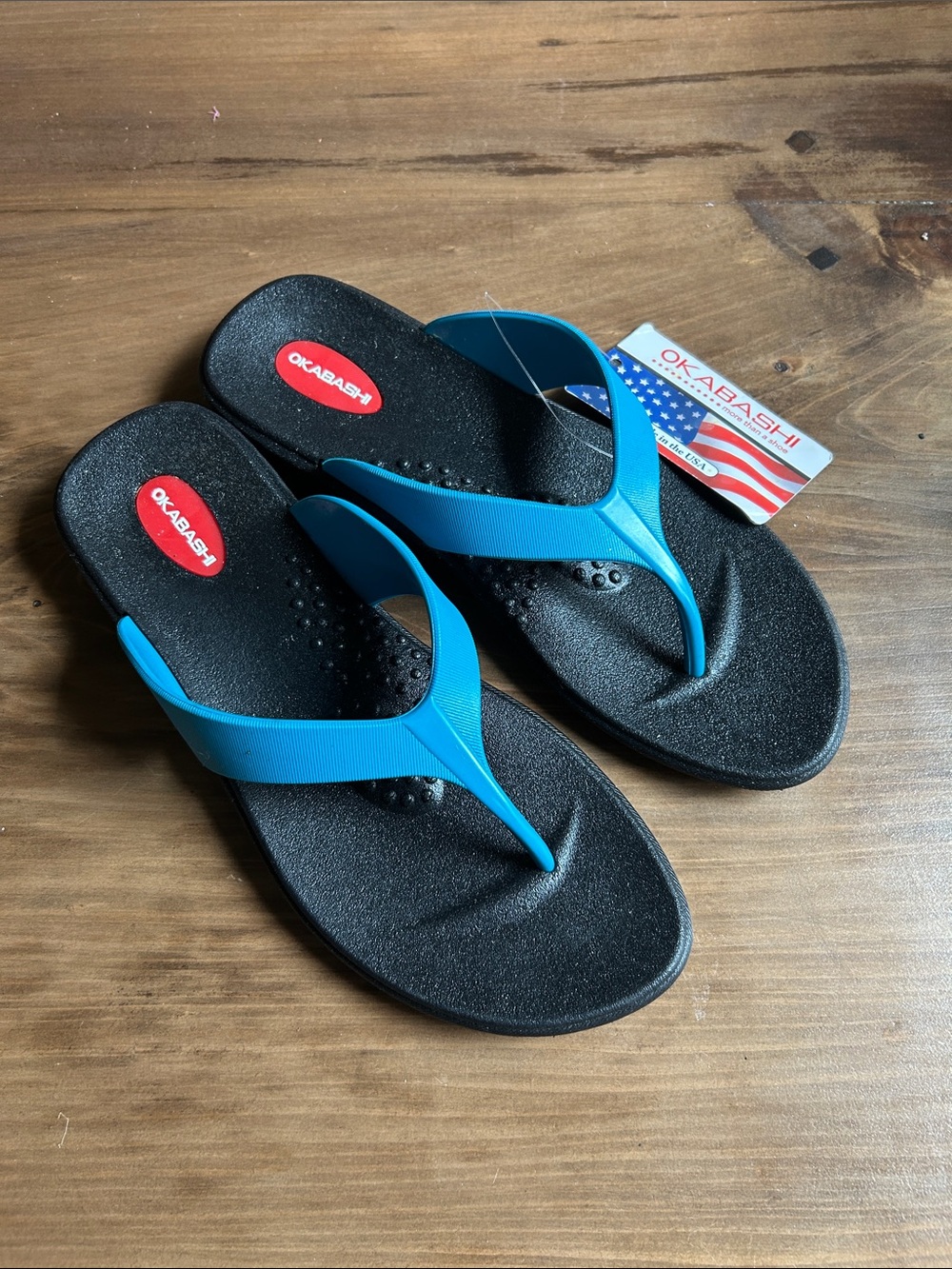 NWT Okabashi flip flops